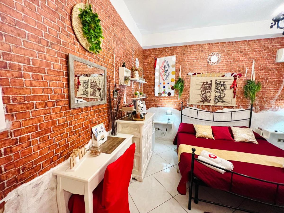 Bed and Breakfast Regina Elena Чинізі Екстер'єр фото